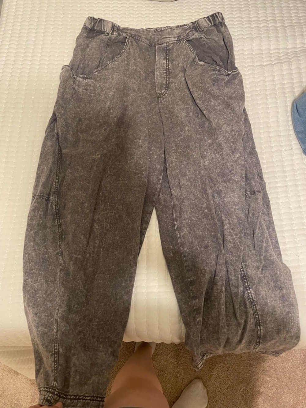 Free People Washed Charcoal Cropped Elastic-Waist Pants